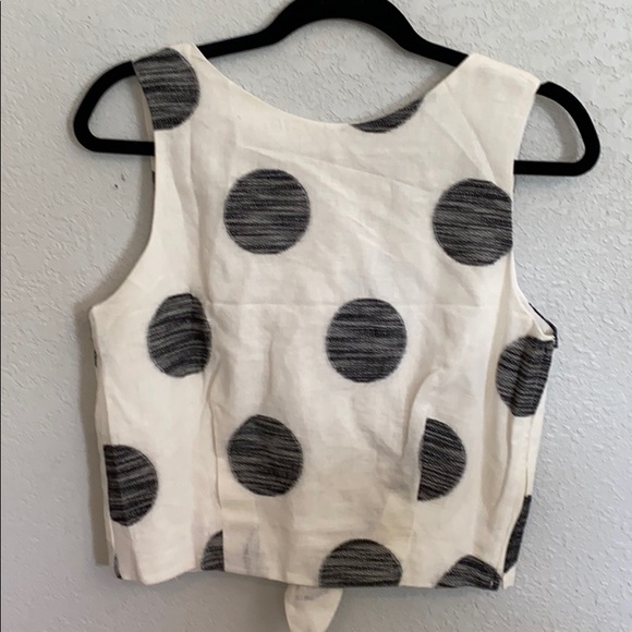 LINE & DOT Crop Top Textured Polka Dot Tie Back - Picture 4 of 8